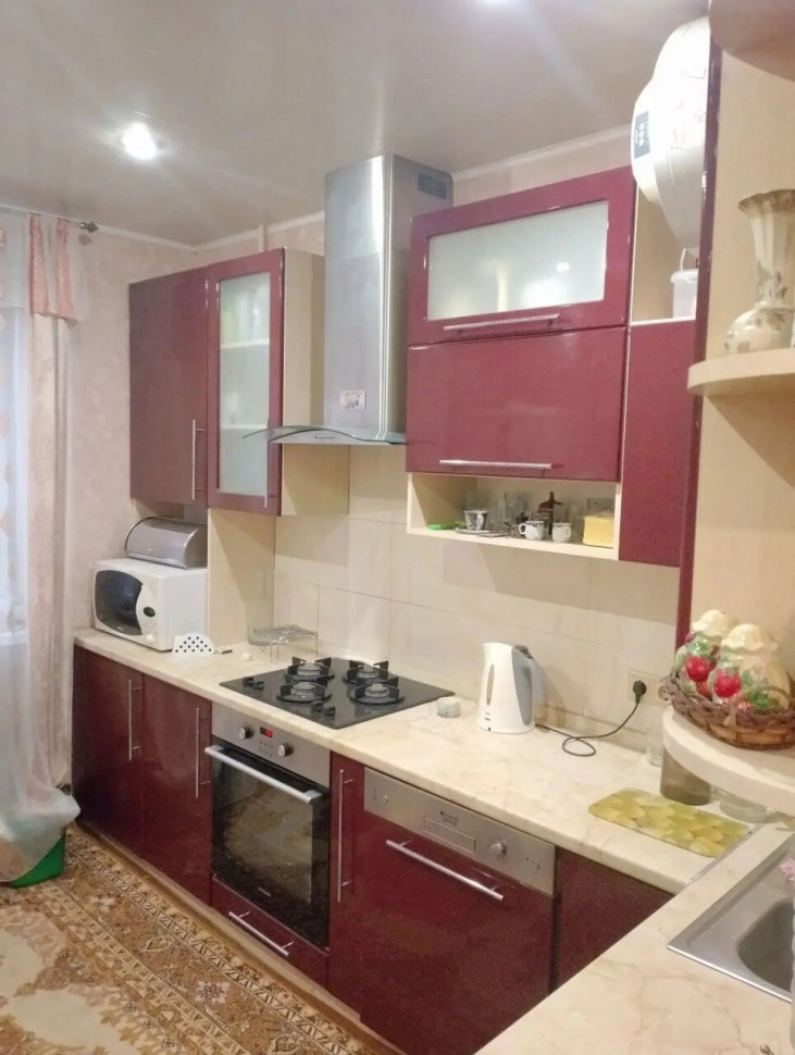 Сдается 3 - х комнатная квартира, ориентир "Черемушки"( Даки), К7, арт. 574
