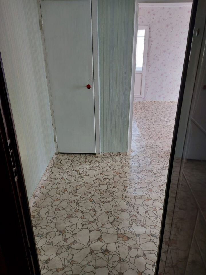 Продается 1 комнатная квартира, микрорайон Октябрьский арт 1082