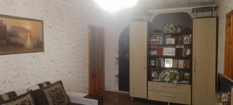 Продается 4 - х комнатная квартира, квартал Шахтерский арт 920