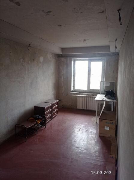 Продаю 2 - х комнатную квартиру, кв. Металлургов арт 924