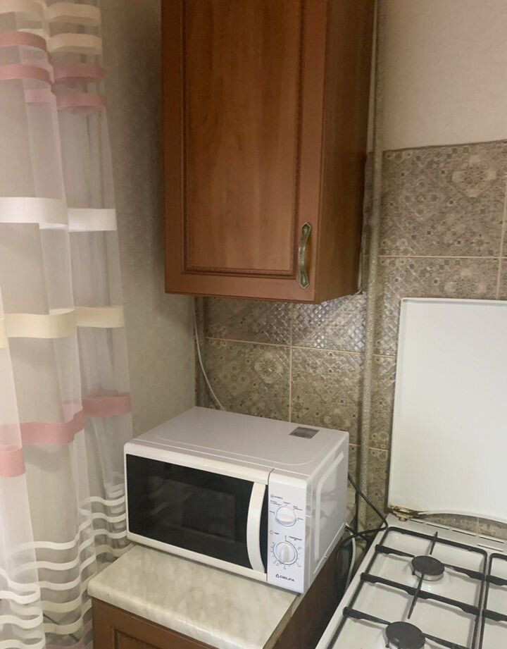 Продается 2 - х комнатная квартира, мкр.-н Калининский дом 13, арт. 1259 Продается 2 - х комнатная квартира, мкр.-н Калининский дом 13, арт. 1259