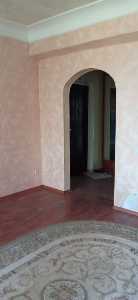 Продаю 2 - х комнатную квартиру, Бажанова . арт 837