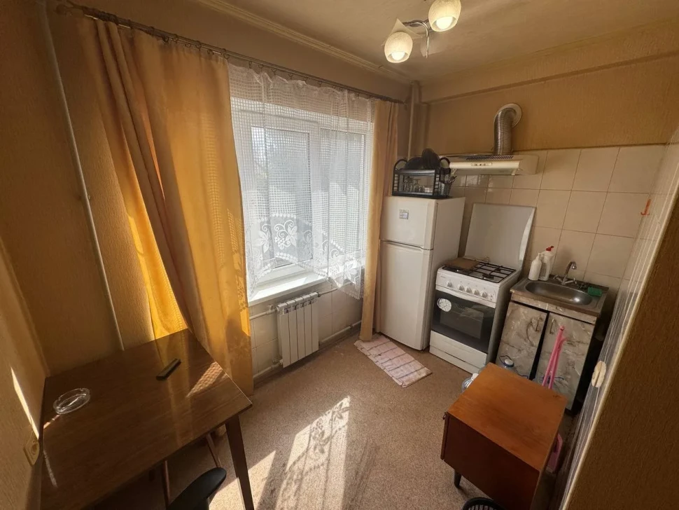 Продается 1 комнатная квартира, ул. Уборевича, дом 13, ориентир Шахта 8-8, арт. 1317