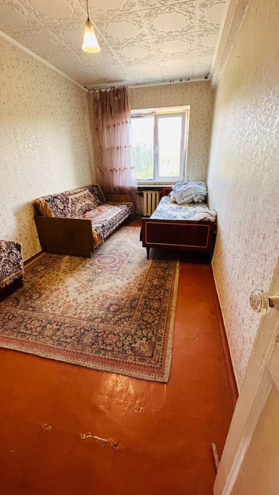 Продается 2-х комнатная квартира, ул. Ленина, ориентир остановка "Почта", арт. 1225