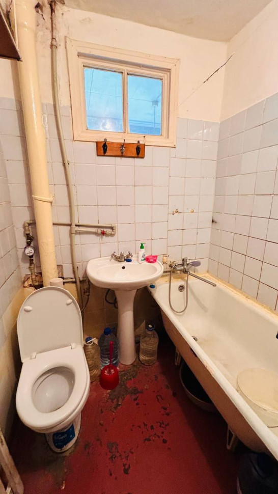 Продается 2-х комнатная квартира, ул. Ленина, ориентир остановка "Почта", арт. 1225