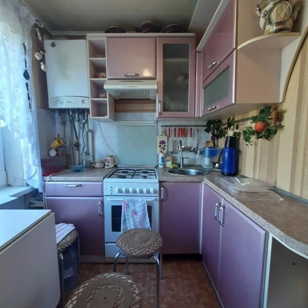 Продается 2 - х комнатная квартира, кв. Химик арт 969
