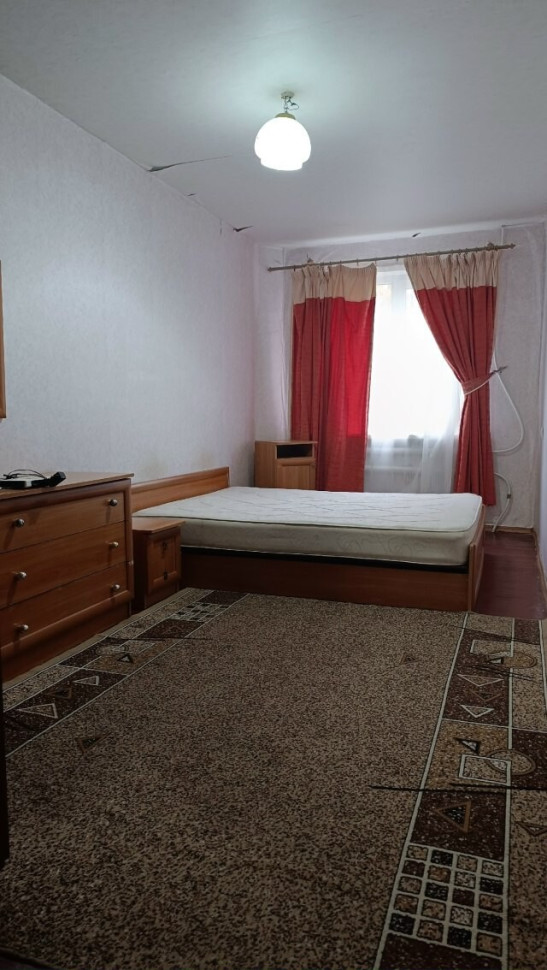 Продается 2-х комнатная квартира, Квартал Гвардейский, дом 11, арт. 1187