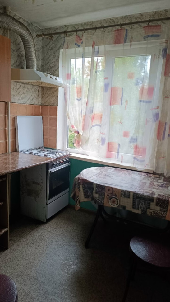Продается 2-х комнатная квартира, Квартал Гвардейский, дом 11, арт. 1187